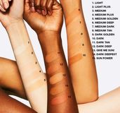 MAC Mineralize Skinfinish Natural - Medium - 10g
