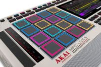 AKAI Professional MPC Live III Retro Zwart