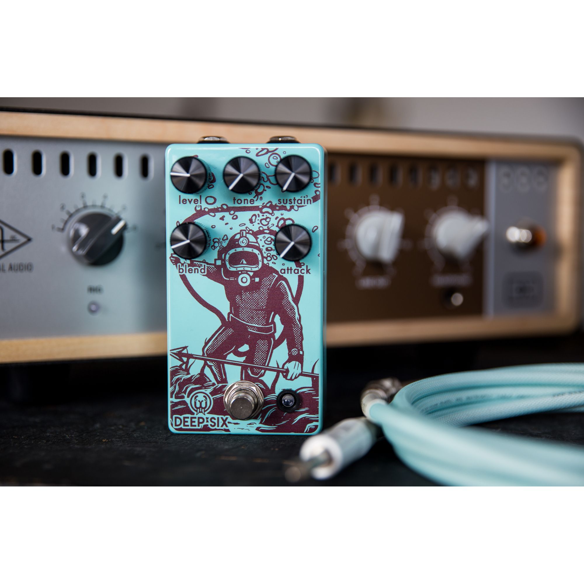 Walrus Audio Deep Six V3 - Compressor Effect Pedal
