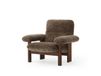 Audo Copenhagen Fauteuil Brasilia Chêne foncé - Peau de mouton racine