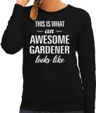 Bellatio Decorations Awesome gardener - geweldige hovenier / tuinvrouw cadeau trui zwart dames L