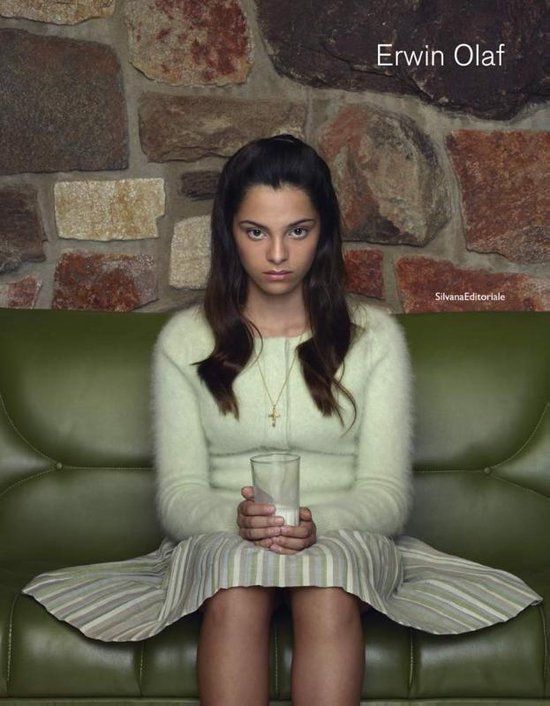 Erwin Olaf: Erwin Olaf - Walter Guadagnini - Silvana Editoriale - 92 pagina's - 13 juli 2020