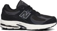 New Balance 2002R Unisex Sneakers - BLACK