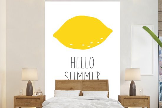 Nr1Wallpaper Behang - Fotobehang Illustratie met de quote Hello summer en een citroen - Breedte 195 cm x hoogte 300 cm