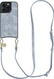 AVY Hoesje Geschikt voor Apple iPhone 15 Pro Max | Compatibel met MagSafe | Kunstleren Case met Telefoonkoord | Crossbody | Denim | Long Denim