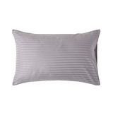 Homescapes Satijn Streep Katoen Kussensloop 50x75 cm – Zilvergrijs – 100% Egyptisch Katoen – Draaddichtheid 330