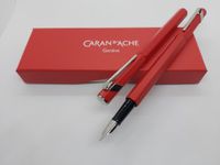 Caran d'Ache Metal Red Vulpen M Zwart