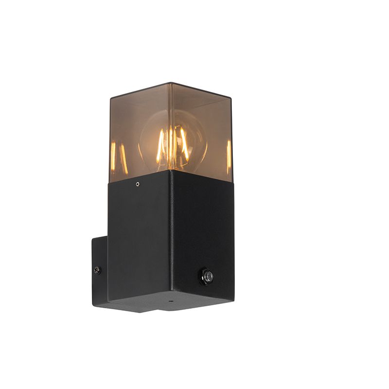 QAZQA Denmark Buiten Wandlamp - Zwart - IP44 - Met Schemerschakelaar