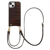 Selencia Hoesje - Geschikt voor Apple iPhone 15 - Croco Backcover met koord en pashouder - Choco Brown