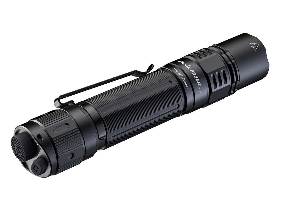 Fenix PD36R PRO Zaklamp - Zwart