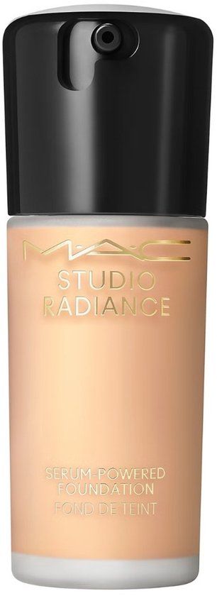 MAC Studio Radiance Serum Foundation - NC14.5