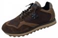 Cetti 848 suède in cacao: bruine herenschoenen van nylon en suède, leren voering, uitneembare gevoerde binnenzool, elastische veters en rubberen antislipzool.