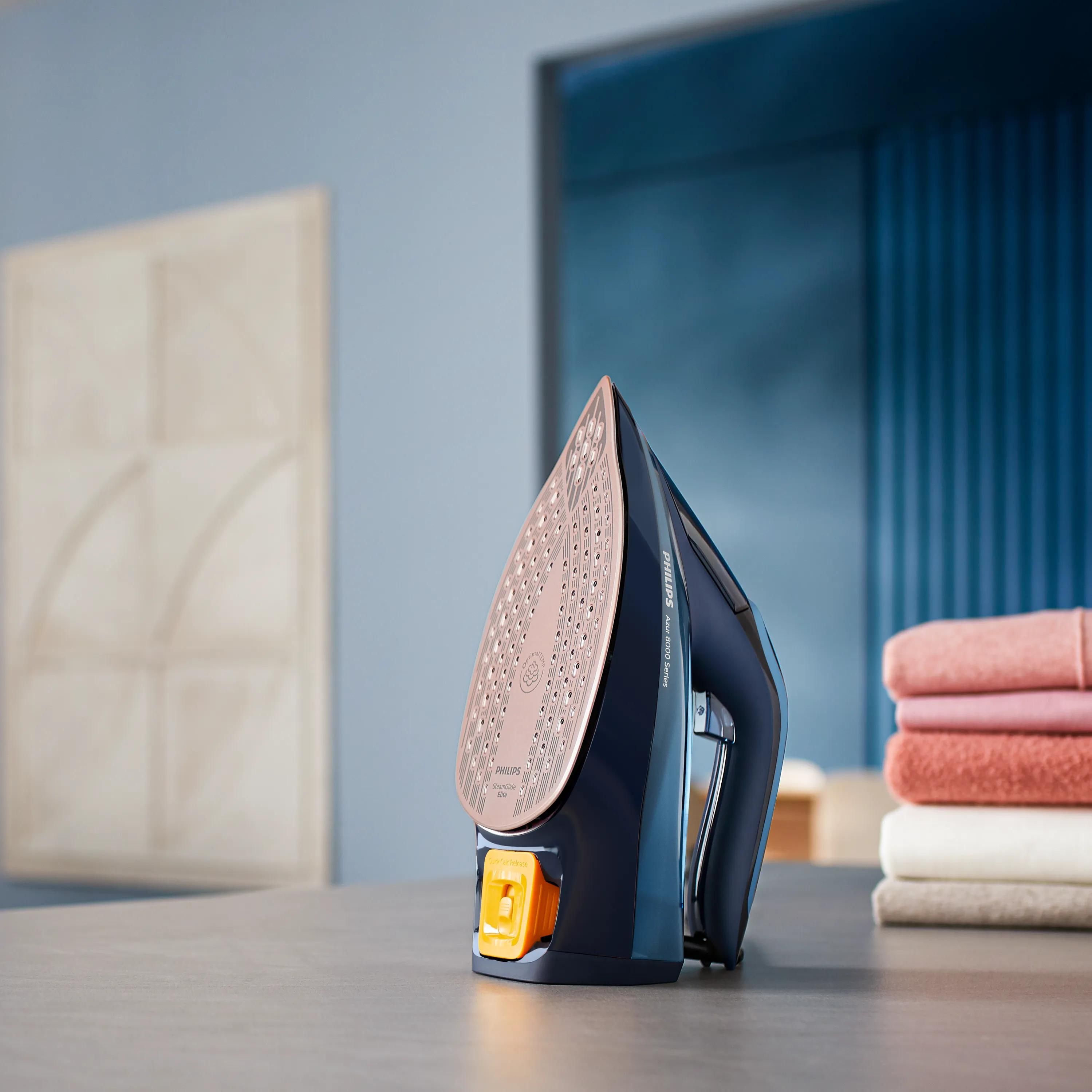 Philips Azur 8000 Series DST8020/20 Steam Iron - 3000W - Blue