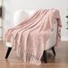 PAVILIA Blush Pink Chenille plaid voor bank, zachte lichtroze gebreide deken met kwastjes franje, geweven chenille gebreide decoratieve deken voor slaapbank woonkamer, decoratiegeschenk, 50 x 60 cm