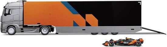 Bburago Mercedes Semi Truck met McLaren MCL38 (2024) #4 Norris, Diecast-Set Schaal 1:43
