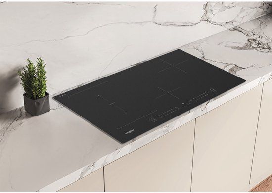 Whirlpool CleanProtect WL S3777 NE BM Zwart Ingebouwd 77 cm Inductiekookplaat 4 zones