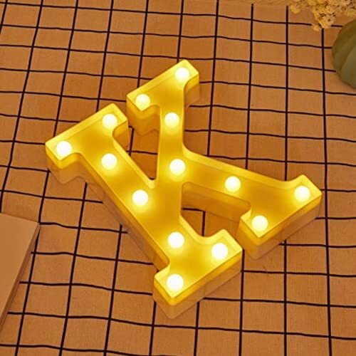 JANDEI - LED-cijfers en letters, met warm wit licht voor decoratie en sfeer, lichtgevende hart-nachtverlichting voor naast het bed, verjaardagen, bruiloften, etalages. Op batterijen (K)