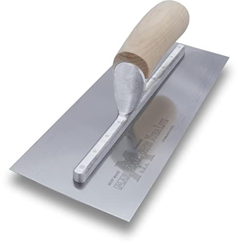 Marshalltown MXS1SS 11 X 4 1/2 SS Trowel - Curved Wood Handle