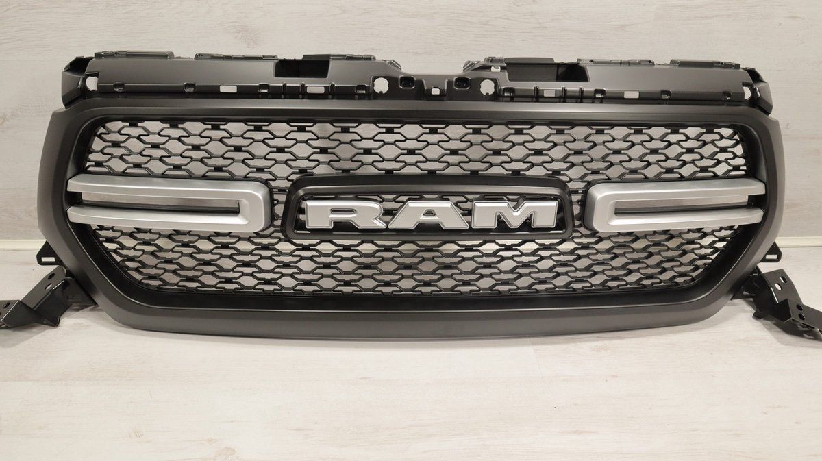 DODGE Grill Ram 1500 – 2019 t/m 2022 - Zwart