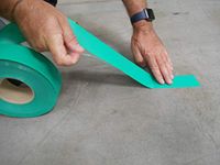 Tarifold Het 197785 extra sterk plakband voor bodem, signalisering en markering, Expert Tape (50 mm x 48 m) PVC 350μ, houdt de veiligheid afstand, groen