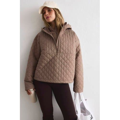 Aim'n cropped jas zand