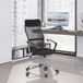 Chaise de bureau noire avec dossier incurvé, appui-tête et roulettes, fonction inclinable et pivotante, 63 x 65 x 109-119 cm