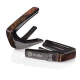 THALIA Zwart Chrome Afwerking Capo met Tennessee Whisky Wing Inlay