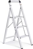 Kingrack Trapladder, 3 treden, vouwladder met leuning, antislip huishoudladder met klapbeveiliging, aluminium opstapkruk, belastbaar tot 150 kg, zilver