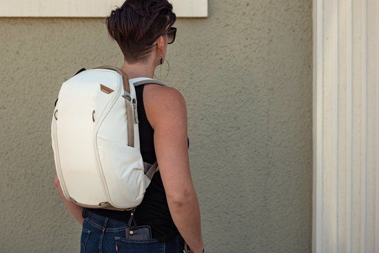 Peak Design Everyday Backpack Zip 15L v3 - Bone - Wit