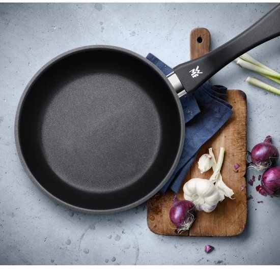 WMF 71.1500.5462 Koekenpan - 20cm - Zwart - Rond - Inductie - Antiaanbaklaag