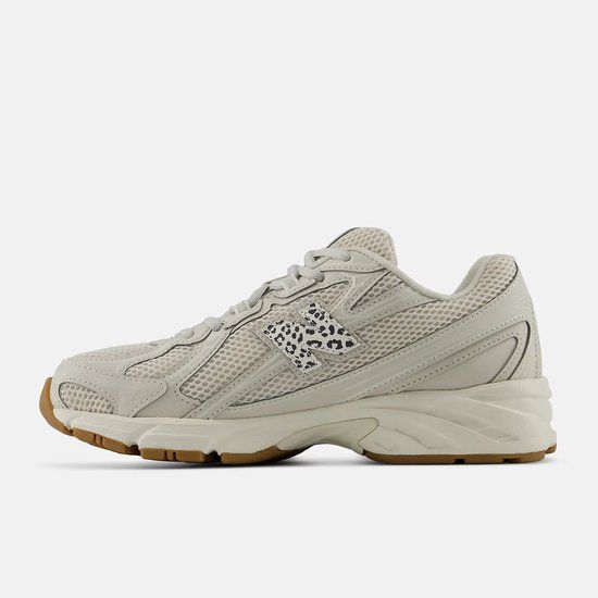 New Balance 740 - Unisex - Moonbeam Sea Salt - Maat EU 41.5