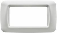 Gewiss TOP SYSTEM-AFDEKRAAM - VAN TECHNOPOLYMEER MET GLANZENDE AFWERKING - 4 INZETSTUKKEN - WOLKENWIT - SYSTEM, GW22504