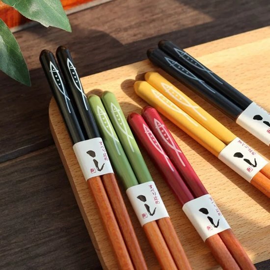 Davim 5 paar Houten Aziatische Chopsticks van 22 5 cm - Duurzaam en Herbruikbaar - Japanse stijl - 5 kleuren - Sushi - Giftset