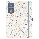 Busy B Terrazzo Schoolagenda 2024-2025, weekkalender met penhouder, elastische sluiting en opbergvakken