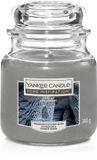 Yankee Candle Home Inspiration - Cosy Up Medium Geurkaars - 75 branduren