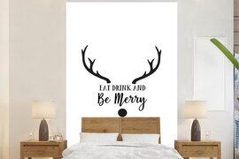 Nr1Wallpaper Behang - Fotobehang - Quote Eat, Drink and be Merry wanddecoratie rendier wit - Breedte 195 cm x hoogte 300 cm