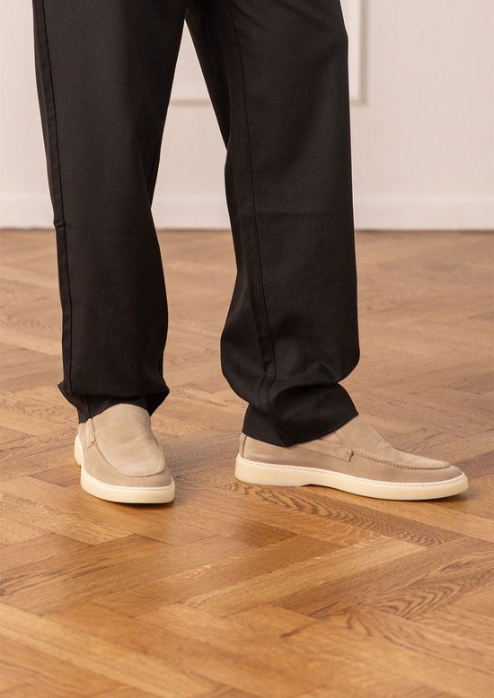 Manfield - Heren - Beige suède loafers - Maat 43