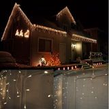 PEAM IJspegel Kerst Fairy Lights Waterdicht Outdoor Indoor Gebruik Warm Wit 800 LED 21M Breed 160 Ijspegel Drops Plus Een Massieve 10M Loodkabel 8 Modes Laag Veilig Voltage Witte Kabel