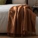 Yard relaxed Living Yard Candar Boucle-plaid met textuur, gember
