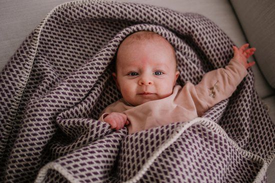 Pure Baby Love Ledikantdeken Wol - bee - plum / aubergine - 90x130 cm - Paars
