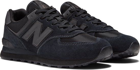 New Balance ML574EVE Unisex Sneakers - Zwart - Maat 37.5 - Herfst/Winter 2025