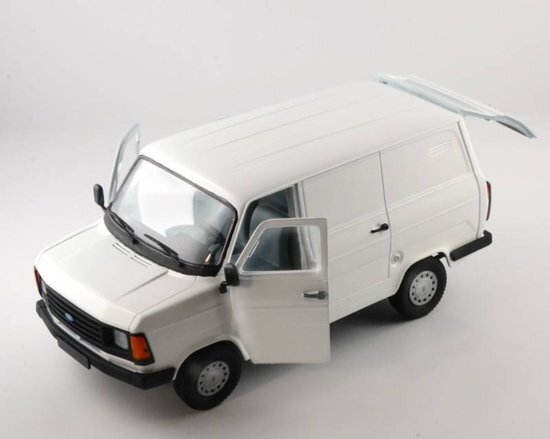 Italeri Ford Transit Mk 2