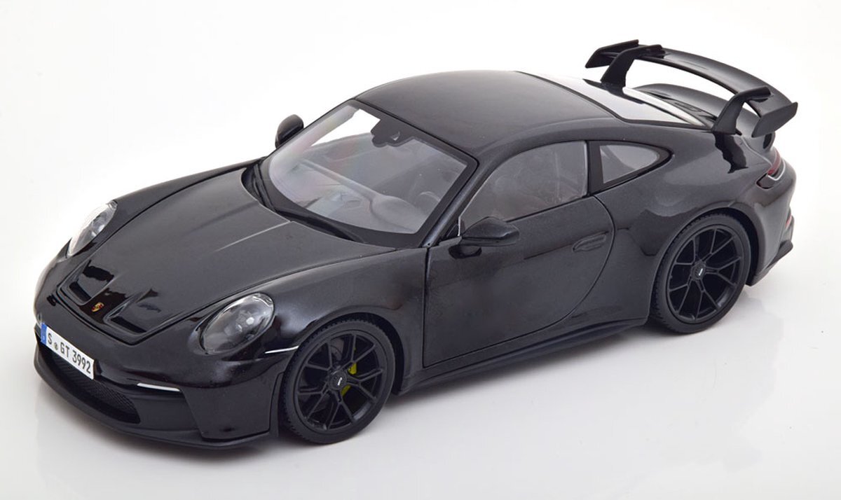 PORSCHE 911 GT3 - 1:18 - Maisto