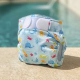 Freds Swim Academy FREDS® Wasbare Zwemluier Blauw Maat 2 (9-16kg) Zeedieren Print