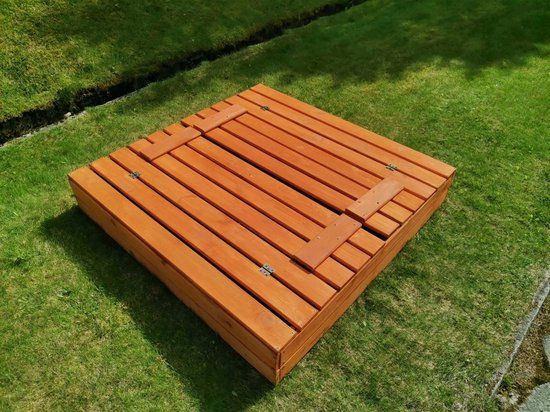 Viking Choice Zandbak - 120x120cm - met deksel, bankjes & geïmpregneerd hout