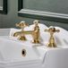 Hudson Reed Elizabeth Robinet lavabo rétro – 3 trous – Commandes croisillon – Or satiné