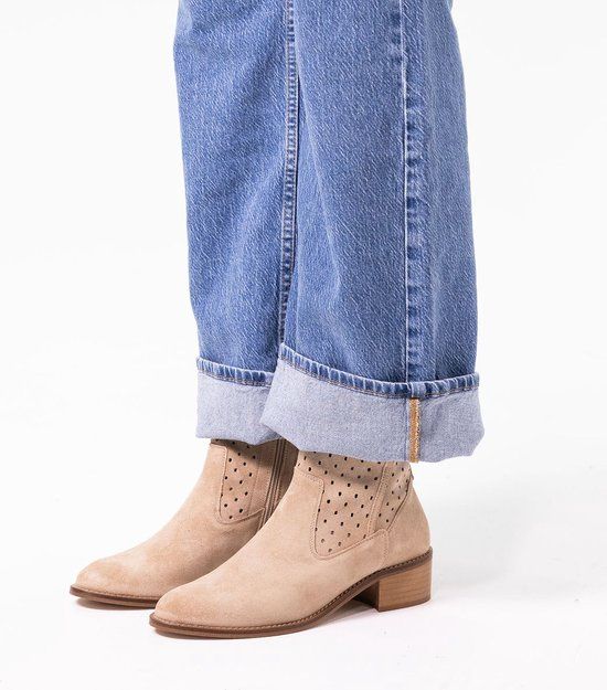 Manfield - Dames - Beige suède enkellaarsjes - Maat 37