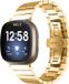 By Qubix - Metalen schakelband - Goud - Geschikt voor Fitbit Versa 3/4 & Sense 1/2