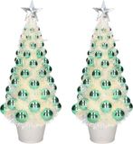 Merkloos / Sans marque Timstor 2x stuks complete kunstkerstbomen met lichtjes en ballen groen - 39.5 cm