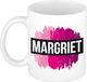 Bellatio Decorations Margriet naam cadeau koffie mok - beker - met roze verfstrepen - Cadeau collega - moederdag - verjaardag - juf - coach - 300 ml - wit